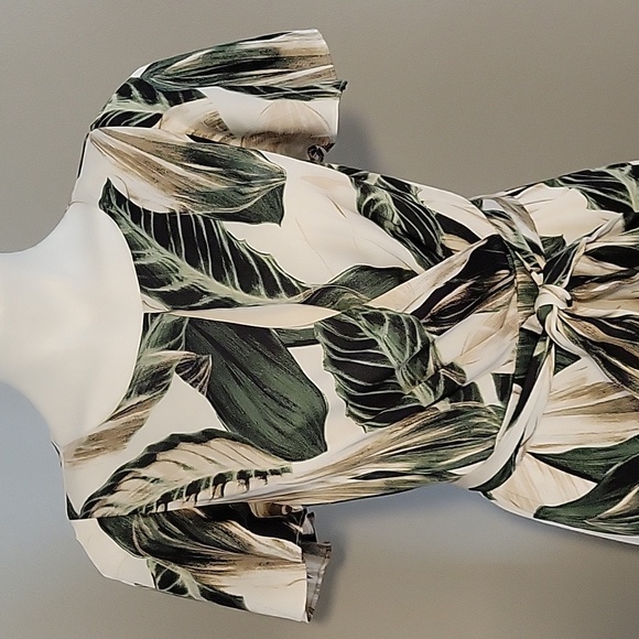 Palm-printed tie-back dress by Great Jones - Picture 2 of 8